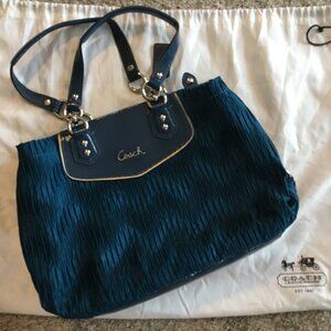 COACH Asley Gathered Sachel